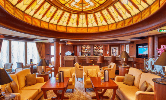 Grills Lounge