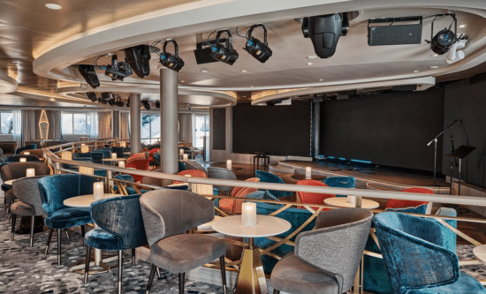 Explorer Lounge